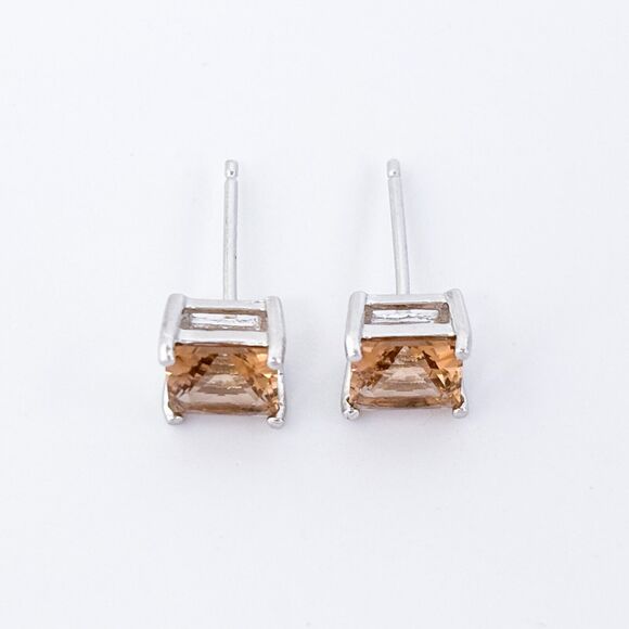 Vintage Sterling Silver 925 7mm Apricot Cubic Zirconia Stud Earrings - Picture 3 of 6